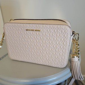 Michael Kors Jet Set Leather Crossbody (Pink)